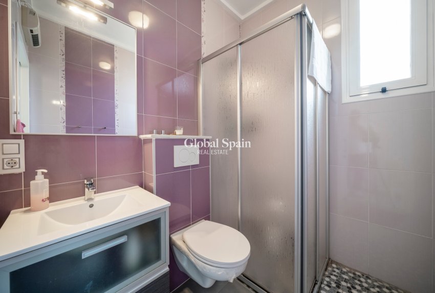 Venta - Villa -
CIUDAD QUESADA