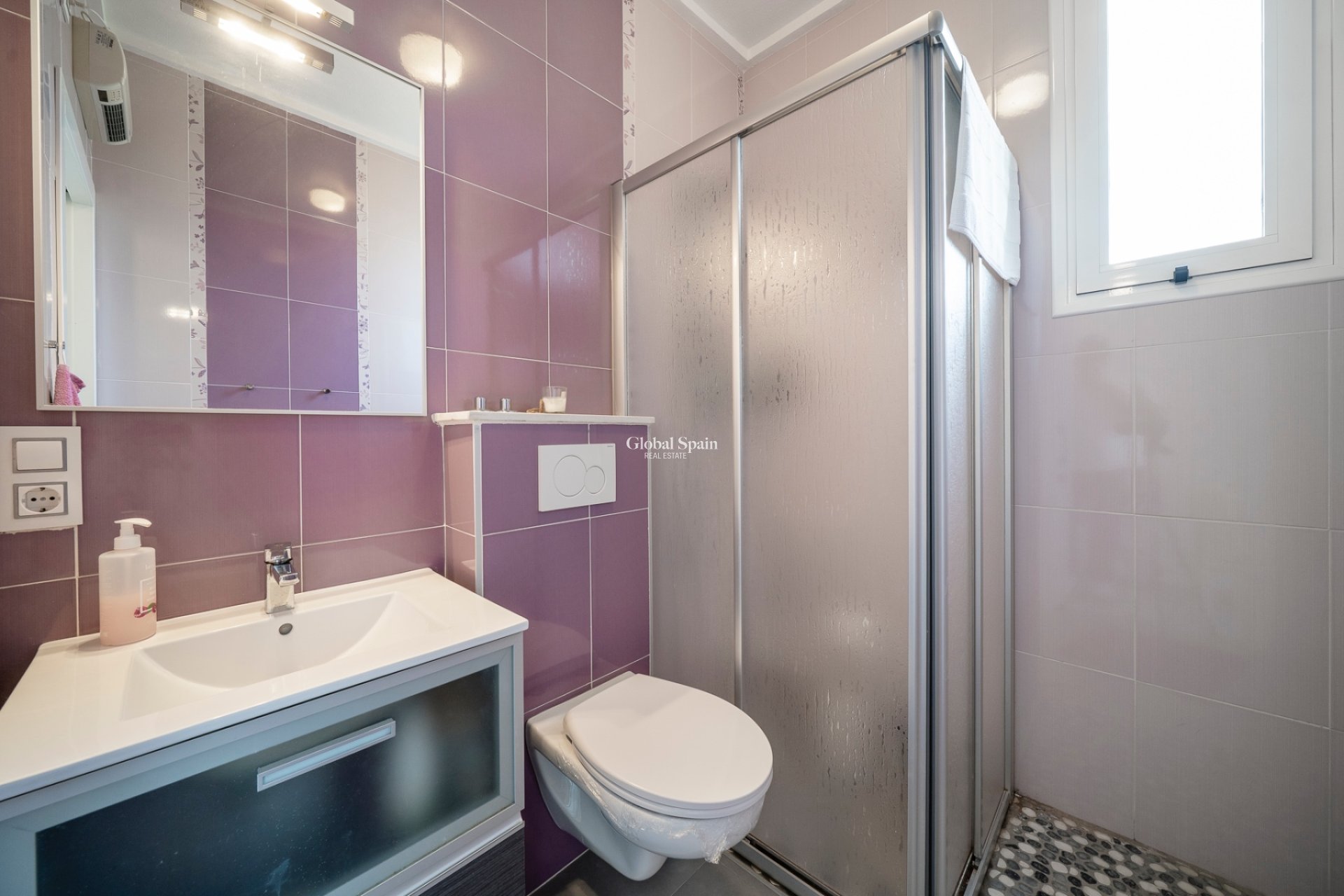 Venta - Villa -
CIUDAD QUESADA