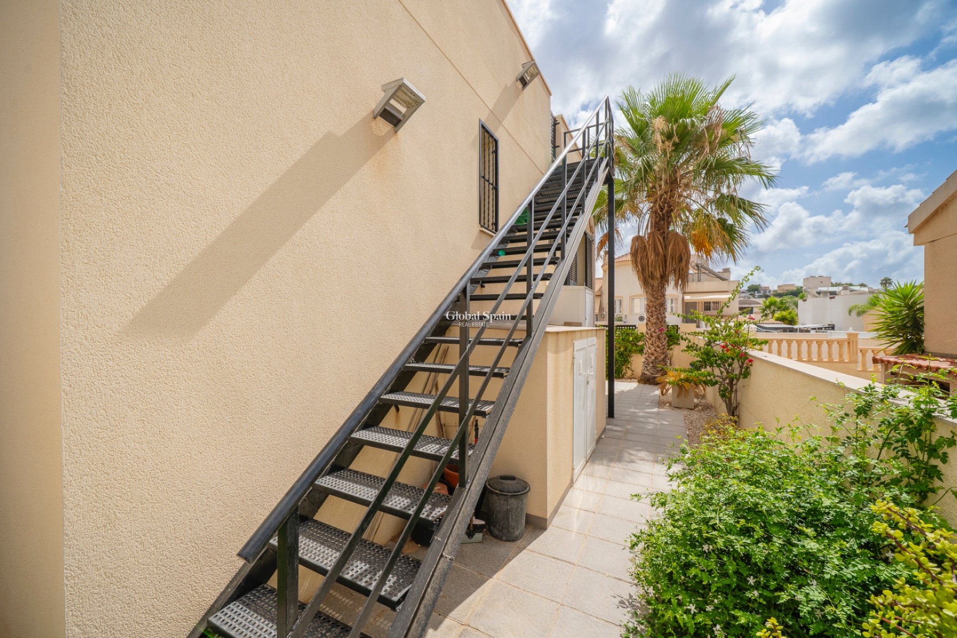 Venta - Villa -
CIUDAD QUESADA