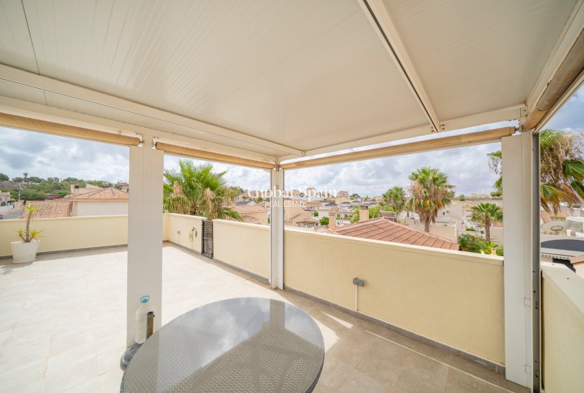 Venta - Villa -
CIUDAD QUESADA