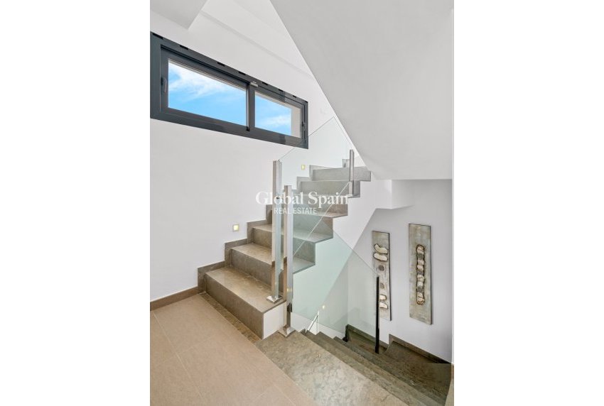 Venta - Villa -
CIUDAD QUESADA