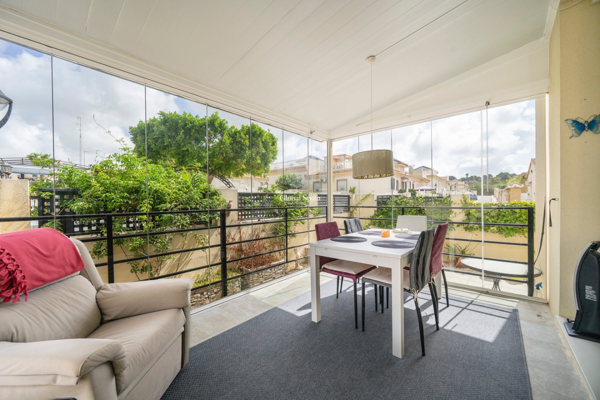 Venta - Villa -
CIUDAD QUESADA