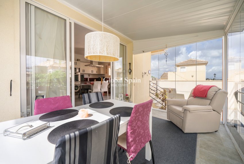 Venta - Villa -
CIUDAD QUESADA