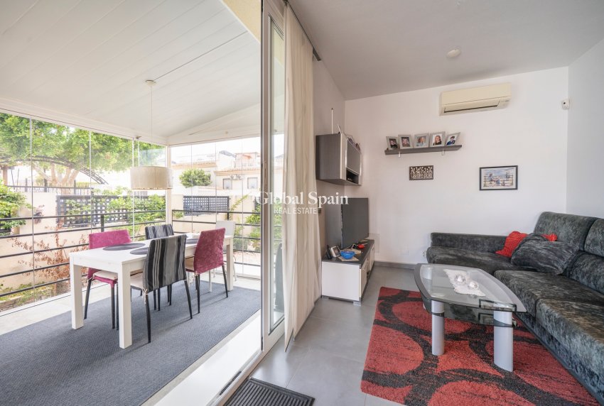 Venta - Villa -
CIUDAD QUESADA