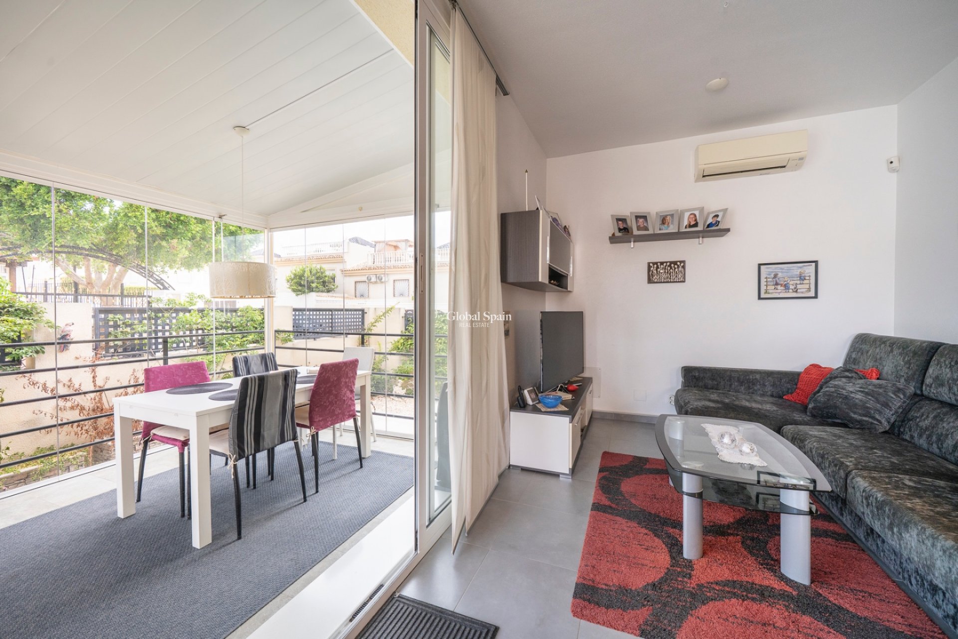 Venta - Villa -
CIUDAD QUESADA