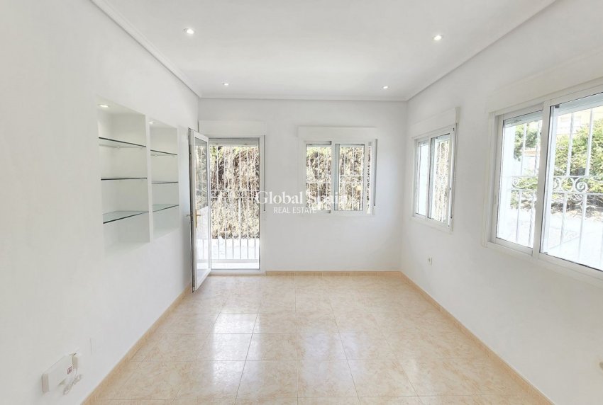 Venta - Villa -
CIUDAD QUESADA