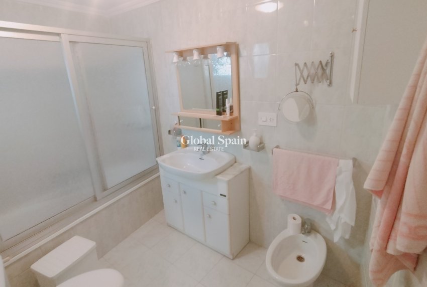 Venta - VILLA -
CREVILLENTE - Inland