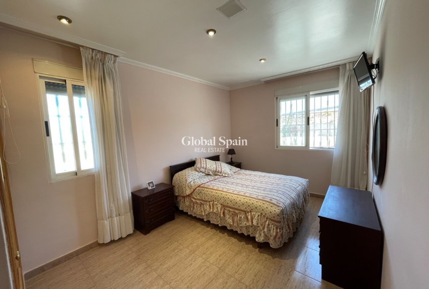 Venta - VILLA -
CREVILLENTE - Inland