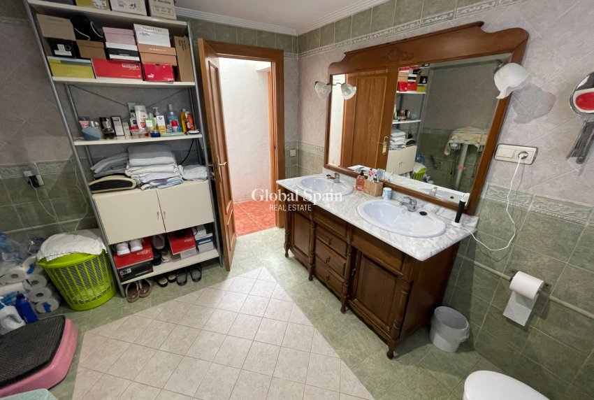 Venta - VILLA -
CREVILLENTE - Inland