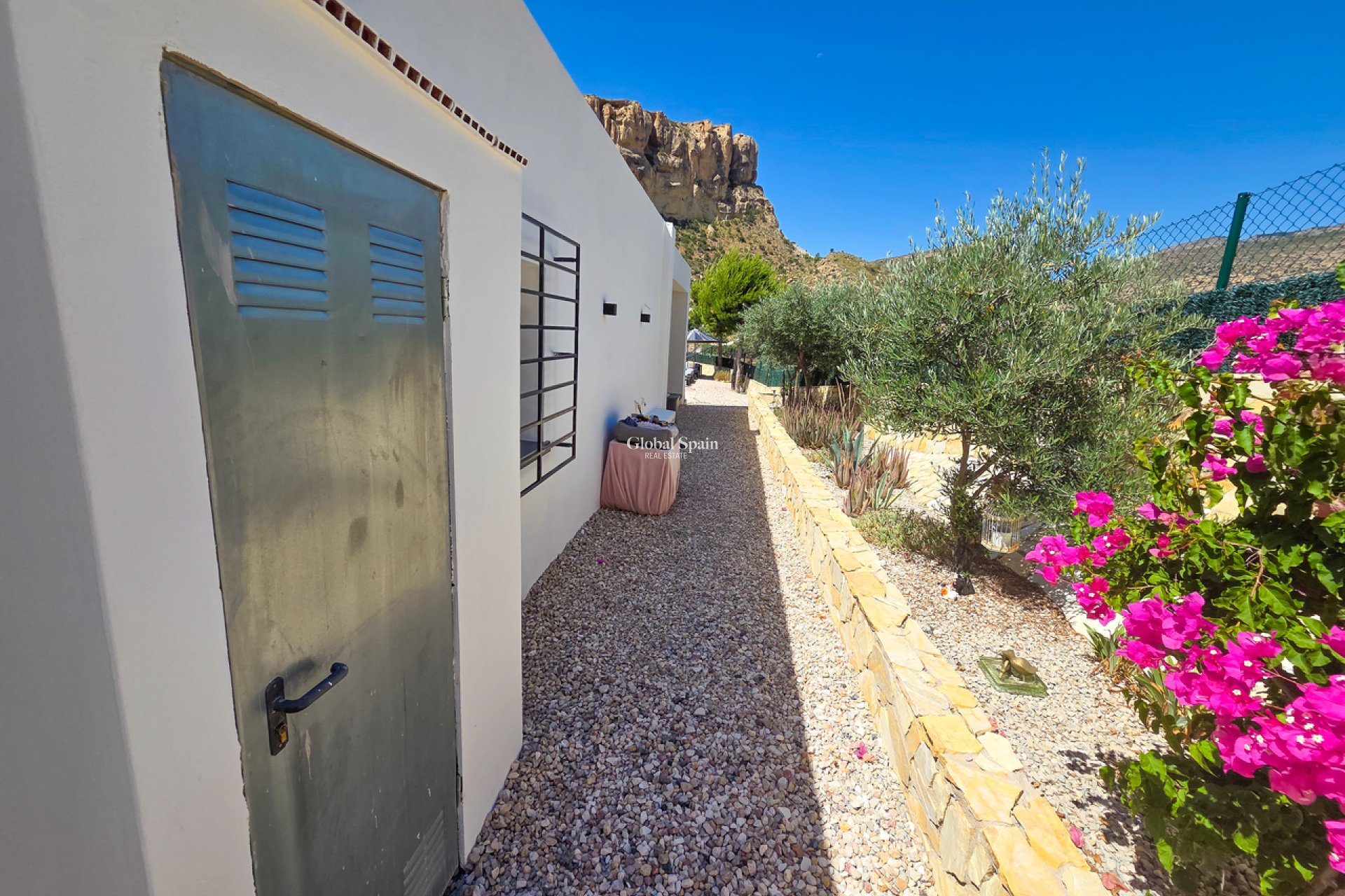 Venta - VILLA -
CREVILLENTE - Inland