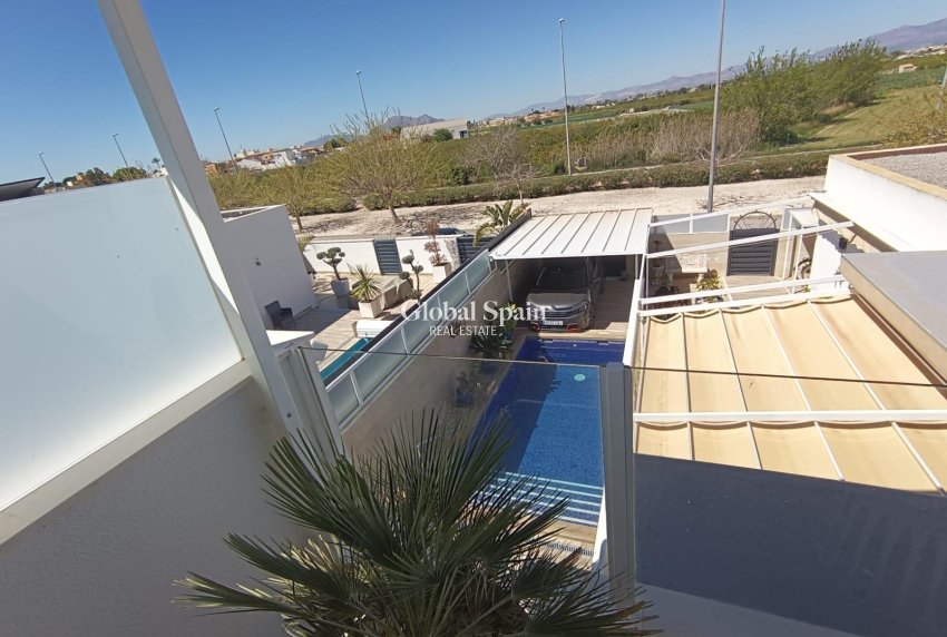 Venta - Villa -
DAYA NUEVA - Comunidad valenciana