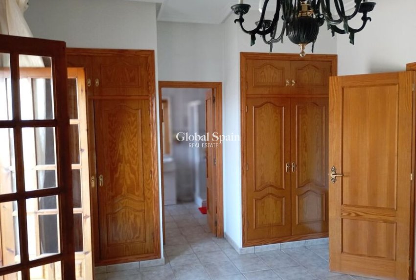 Venta - VILLA -
DAYA NUEVA - Costa Blanca