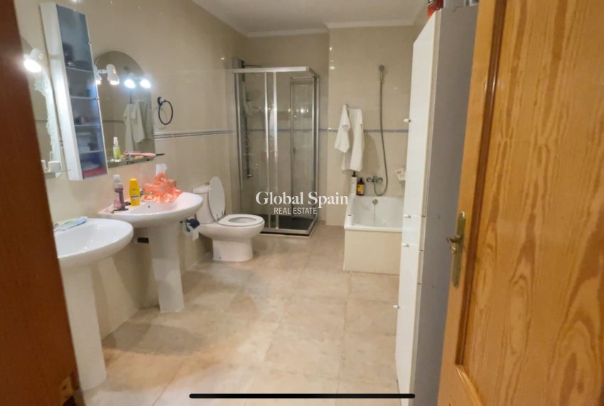 Venta - VILLA -
DAYA NUEVA - Costa Blanca