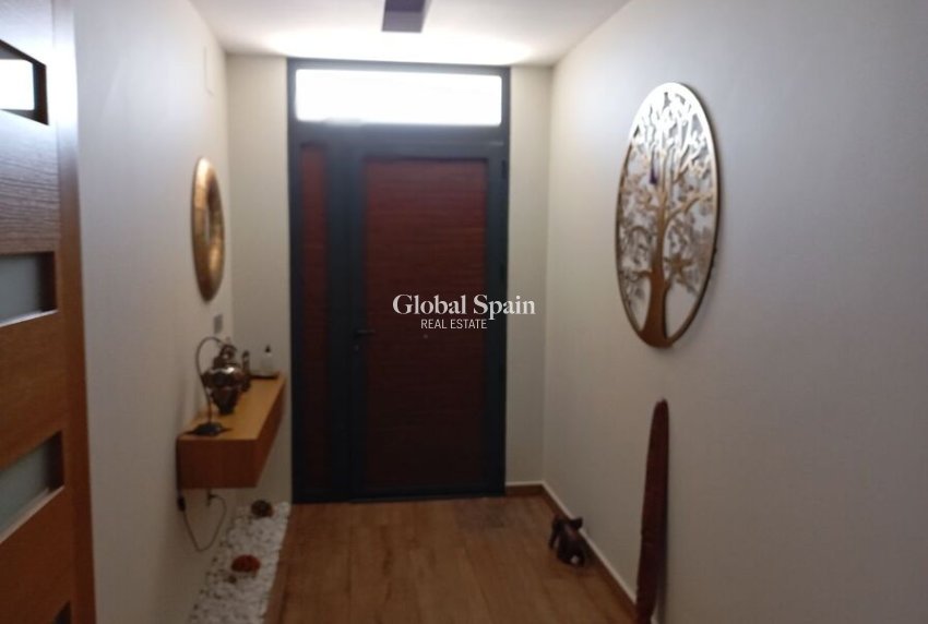Venta - VILLA -
DAYA NUEVA - Costa Blanca