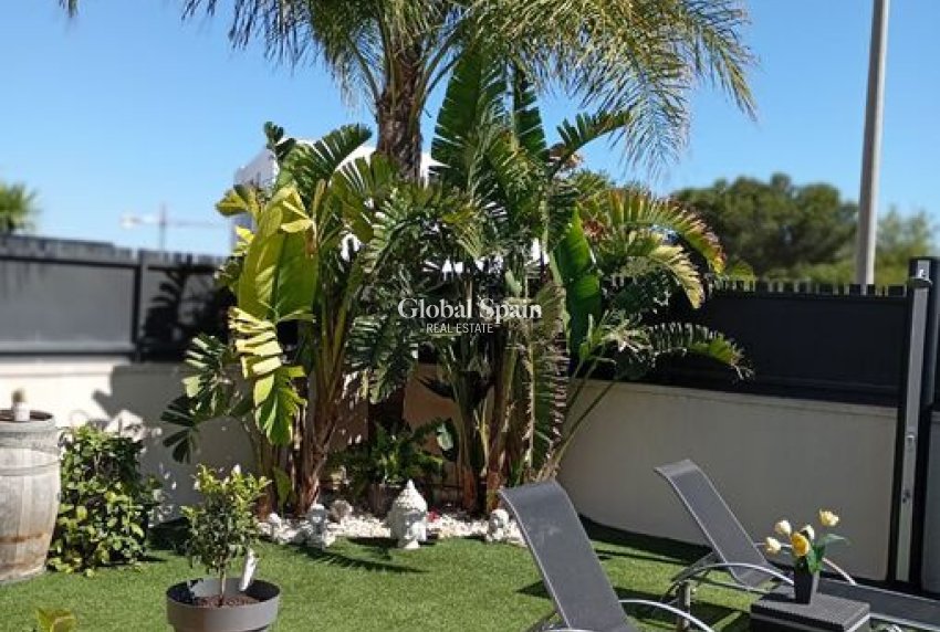 Venta - VILLA -
DAYA NUEVA - Costa Blanca