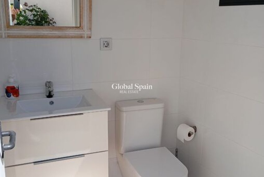 Venta - VILLA -
DAYA NUEVA - Costa Blanca