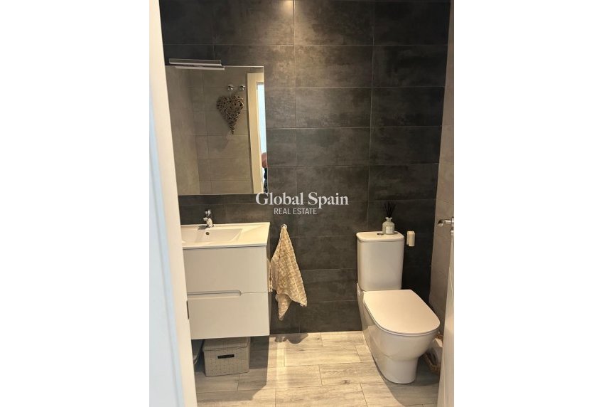 Venta - VILLA -
DAYA VIEJA - Costa Blanca