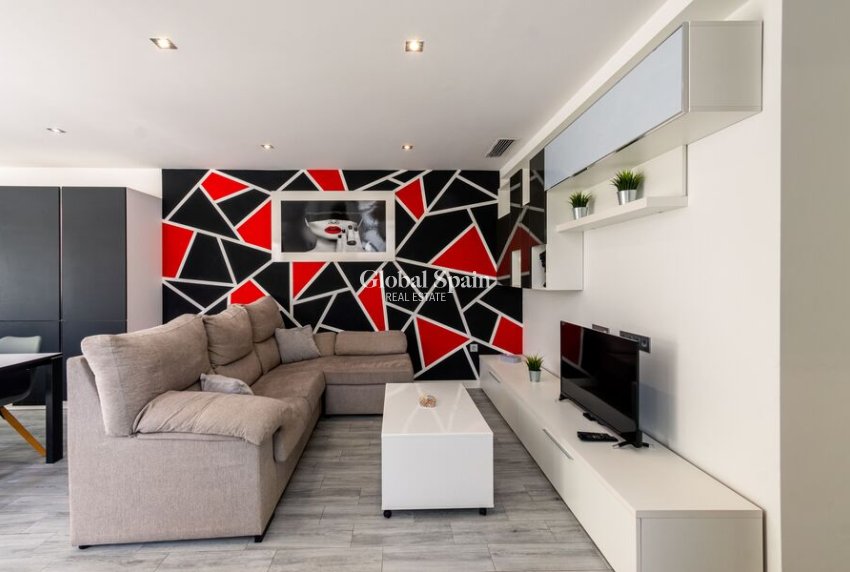 Venta - VILLA -
DAYA VIEJA - Costa Blanca