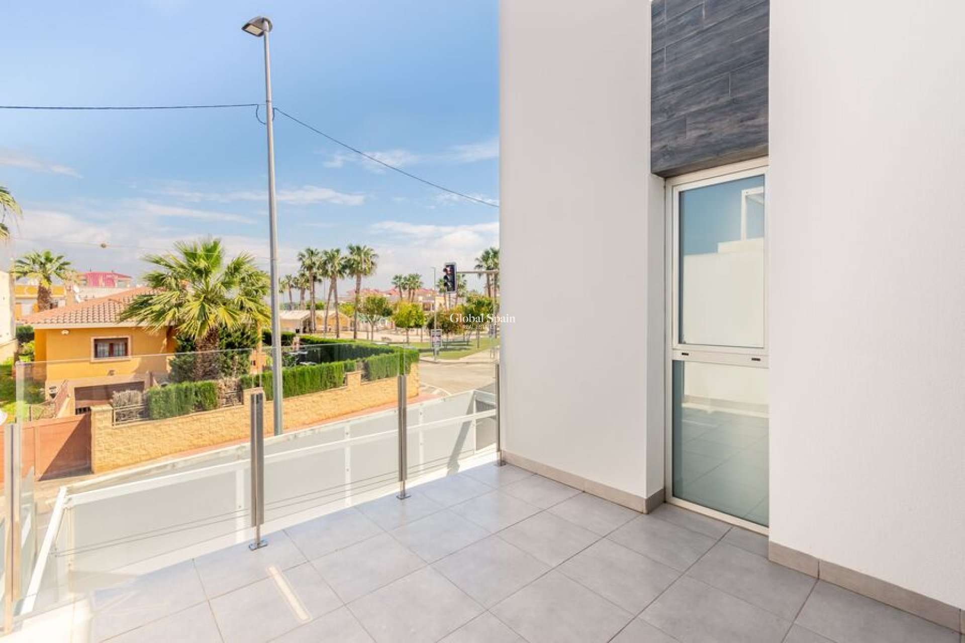Venta - VILLA -
DAYA VIEJA - Costa Blanca