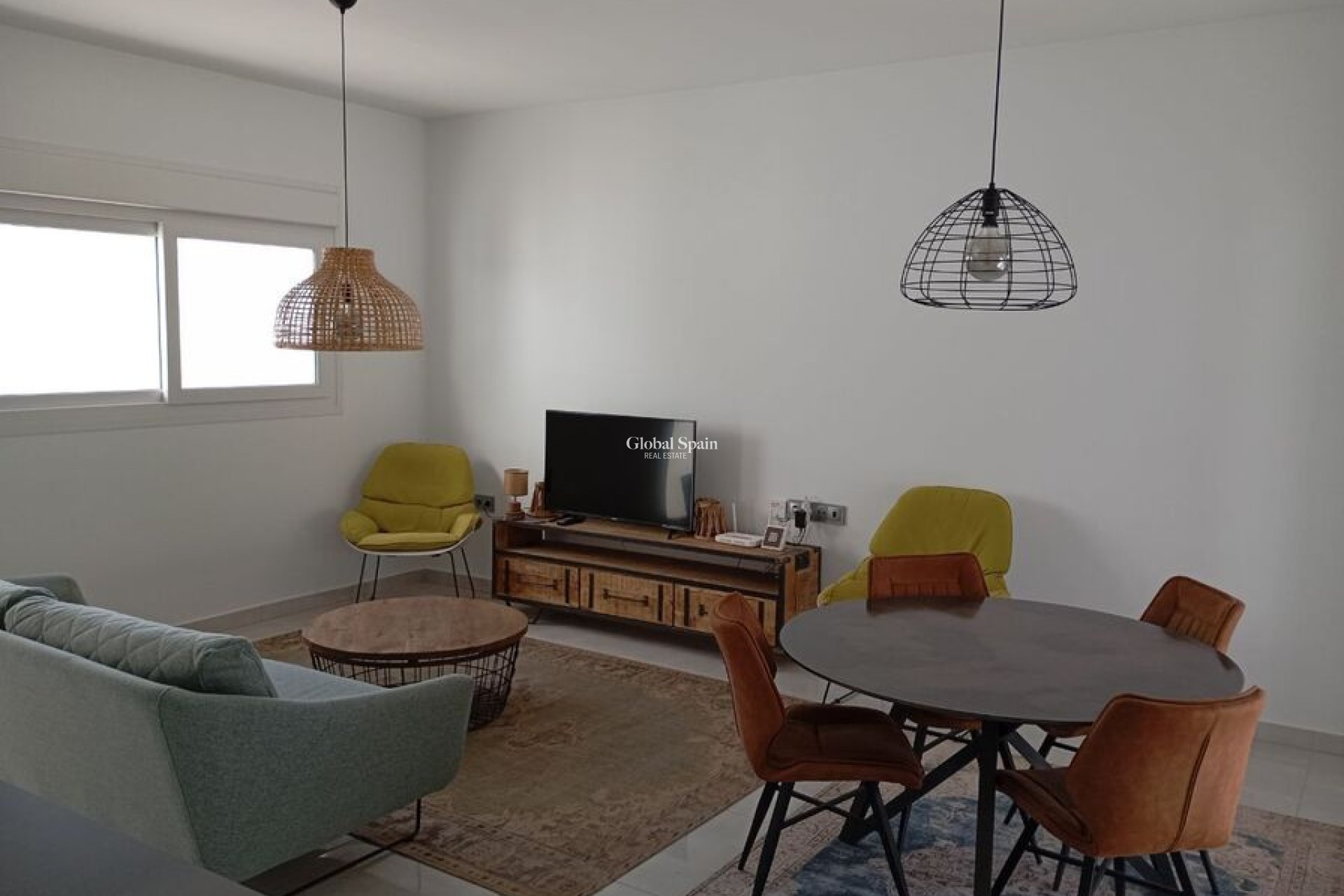 Venta - VILLA -
DAYA VIEJA - Costa Blanca