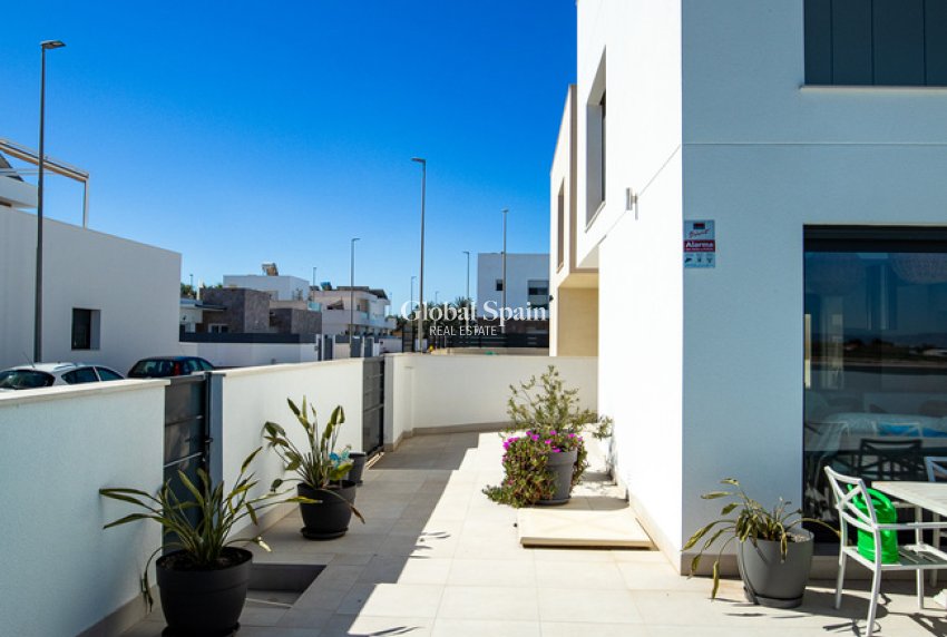 Venta - VILLA -
DAYA VIEJA