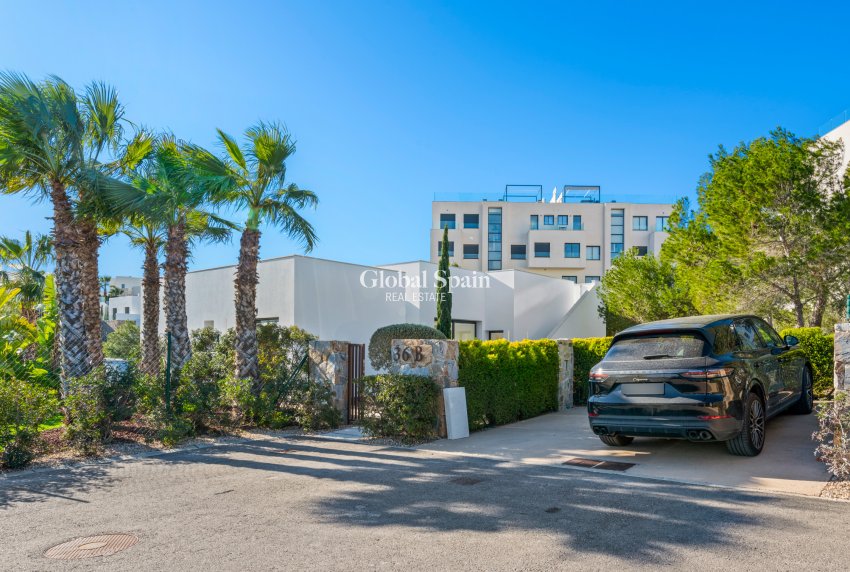 Venta - VILLA -
DEHESA DE CAMPOAMOR - Costa Blanca