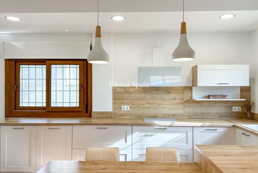 Venta - VILLA -
DEHESA DE CAMPOAMOR - Costa Blanca