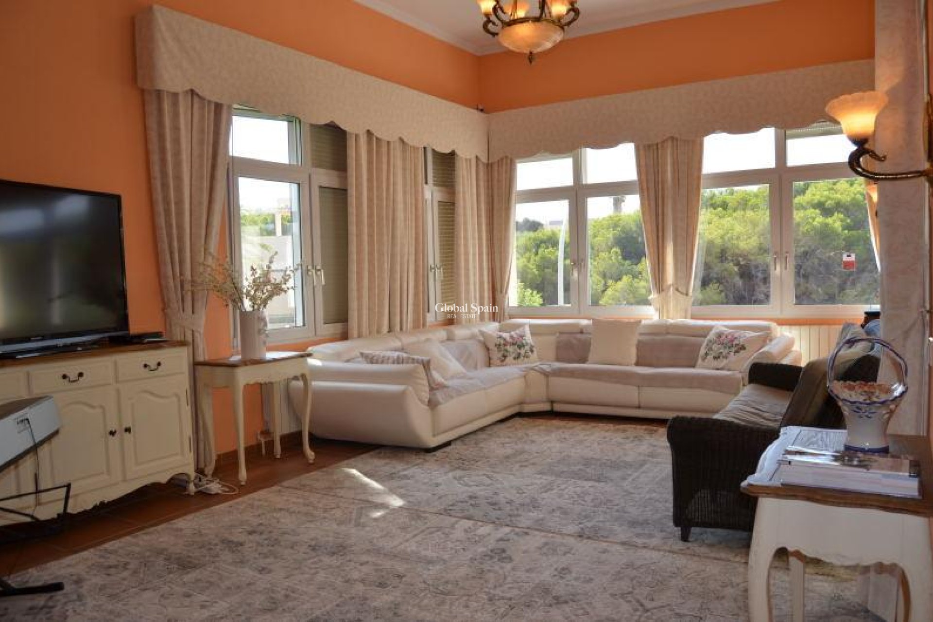 Venta - Villa -
DEHESA DE CAMPOAMOR