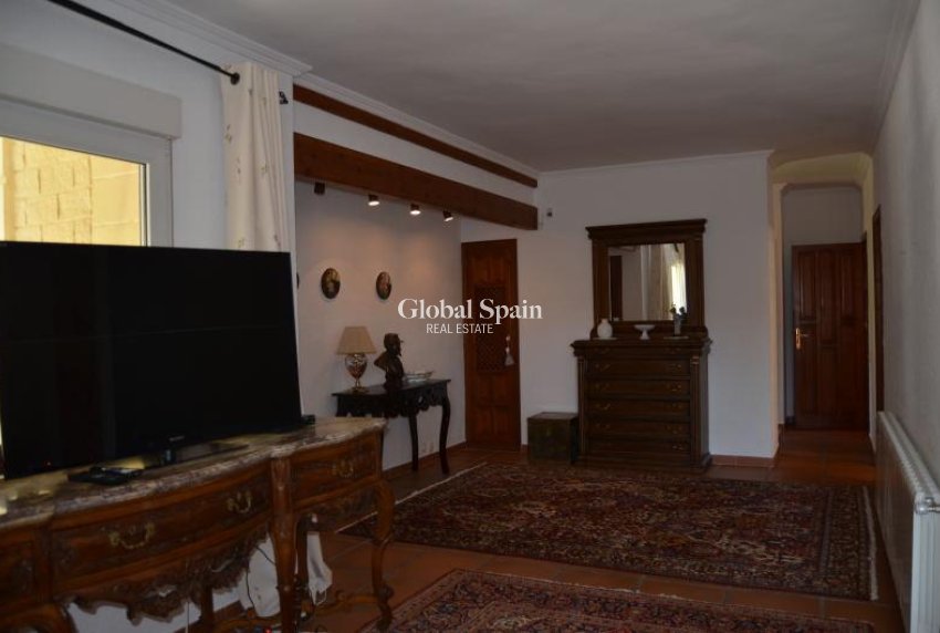 Venta - Villa -
DEHESA DE CAMPOAMOR