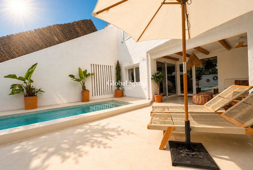 Venta - VILLA -
DENIA - Les Marines - Las Marinas