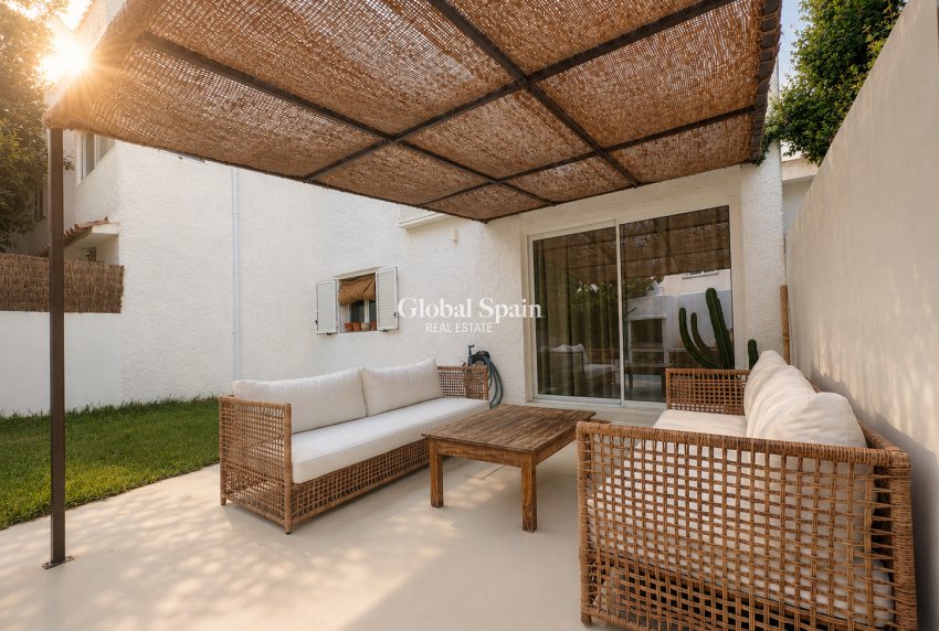 Venta - VILLA -
DENIA - Les Marines - Las Marinas