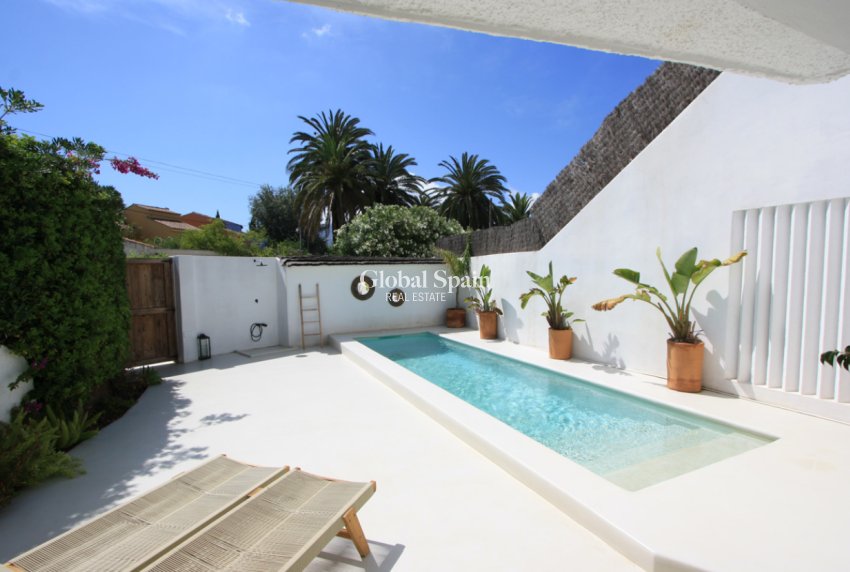 Venta - VILLA -
DENIA - Les Marines - Las Marinas