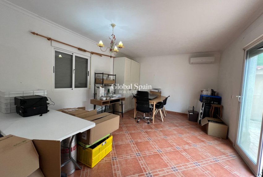 Venta - VILLA -
DOLORES - Cmno. Escorredor