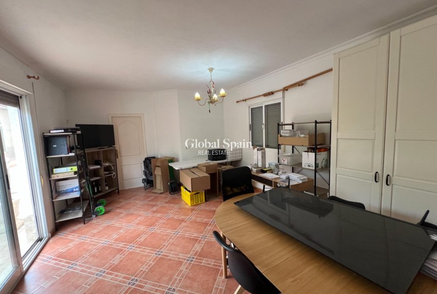 Venta - VILLA -
DOLORES - Cmno. Escorredor