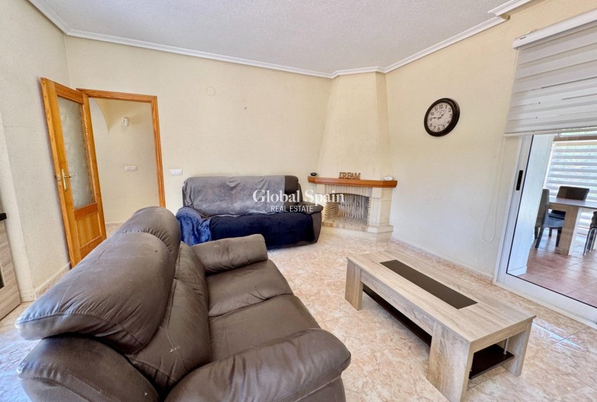 Venta - VILLA -
DOLORES - Cmno. Escorredor