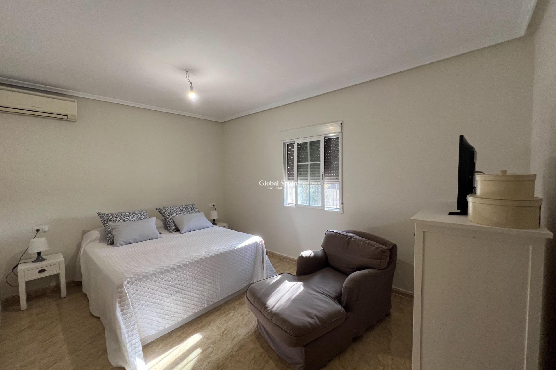 Venta - VILLA -
DOLORES - Cmno. Escorredor