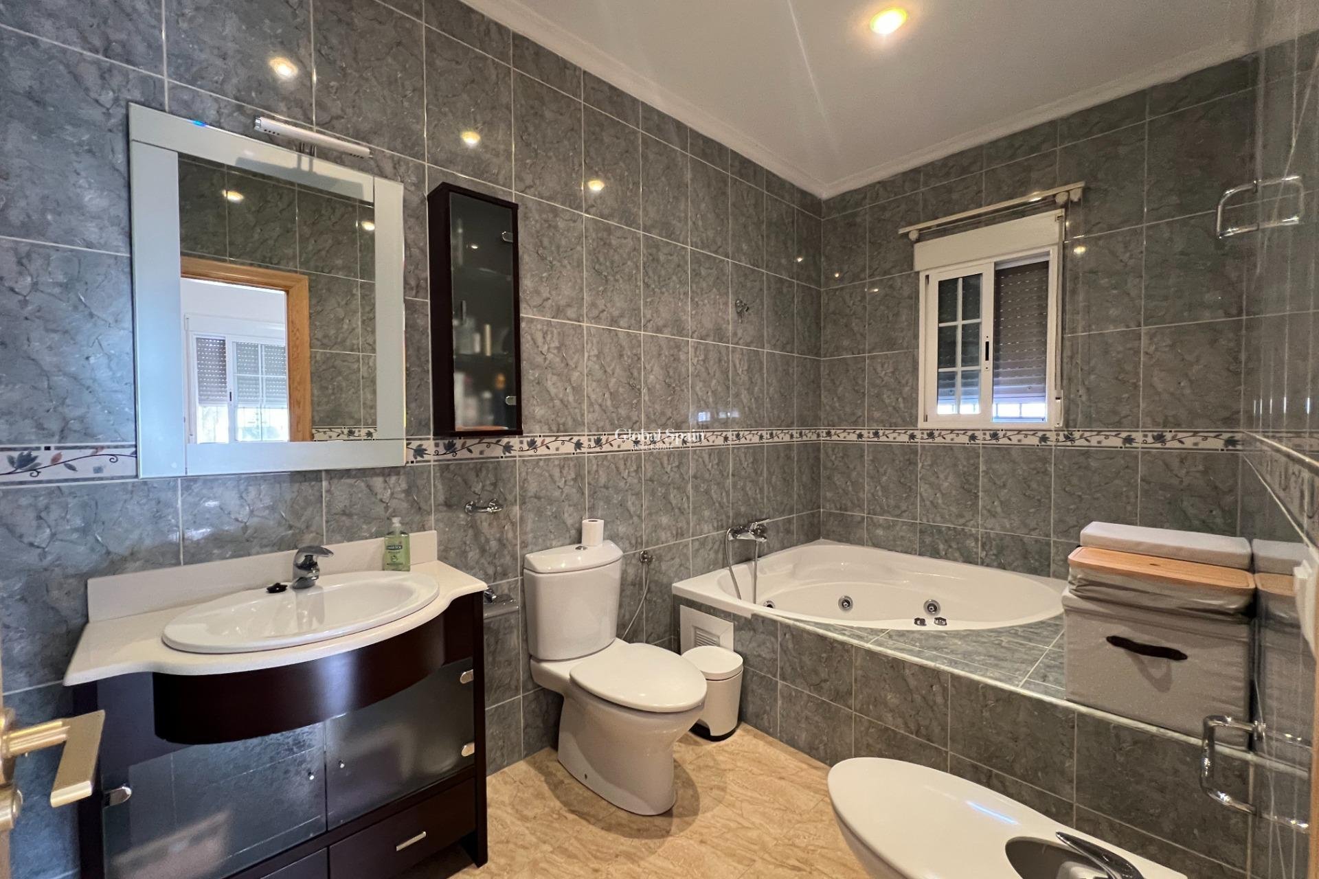 Venta - VILLA -
DOLORES - Cmno. Escorredor