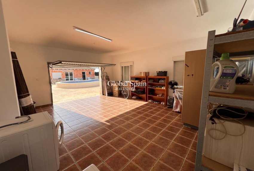 Venta - VILLA -
DOLORES - Cmno. Escorredor