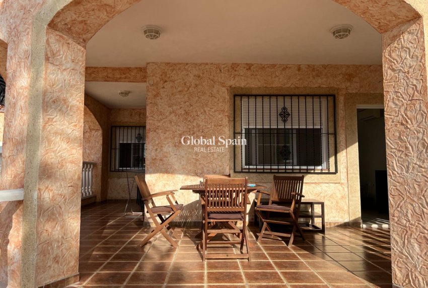 Venta - VILLA -
DOLORES - Cmno. Escorredor