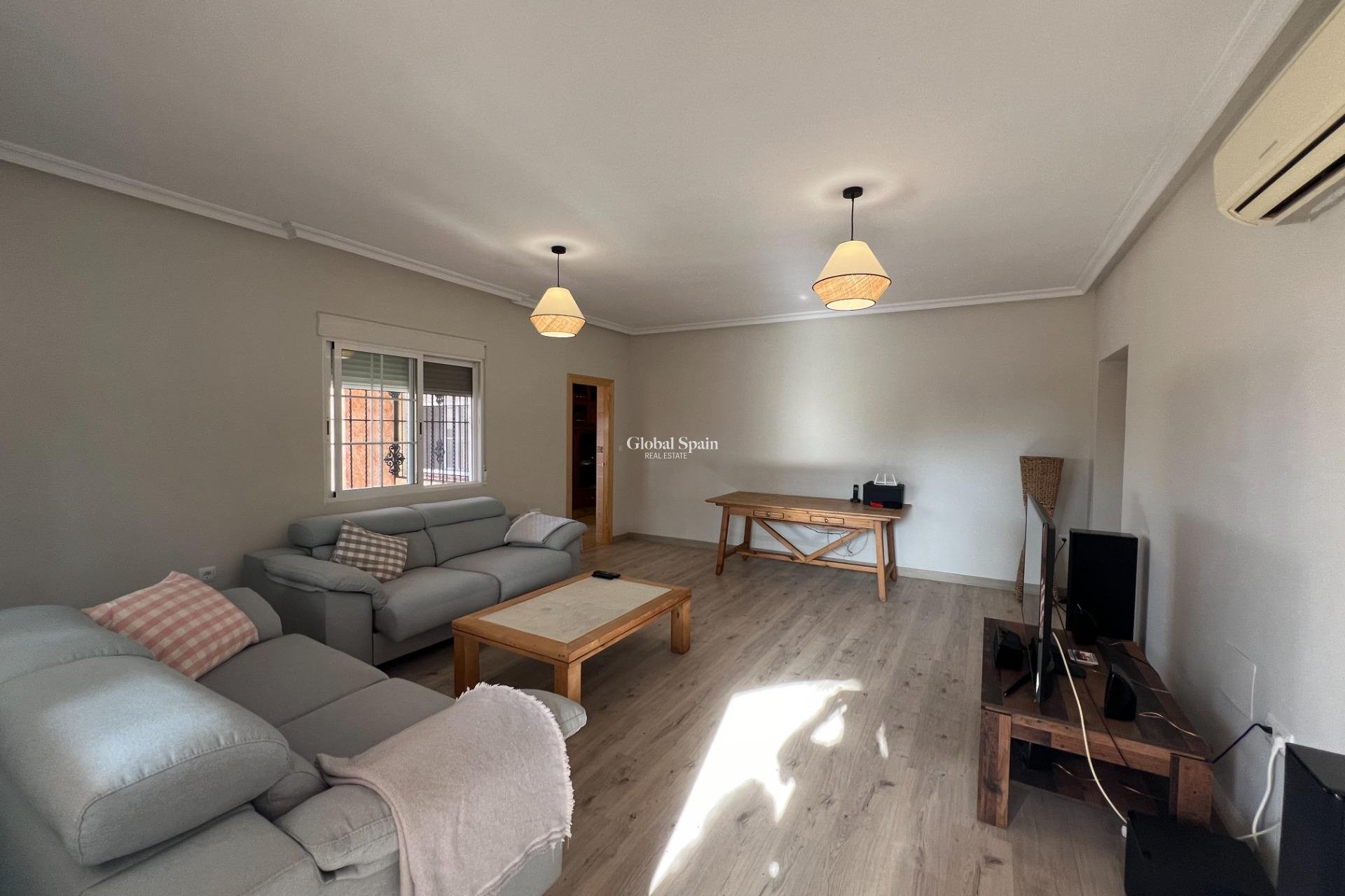 Venta - VILLA -
DOLORES - Cmno. Escorredor