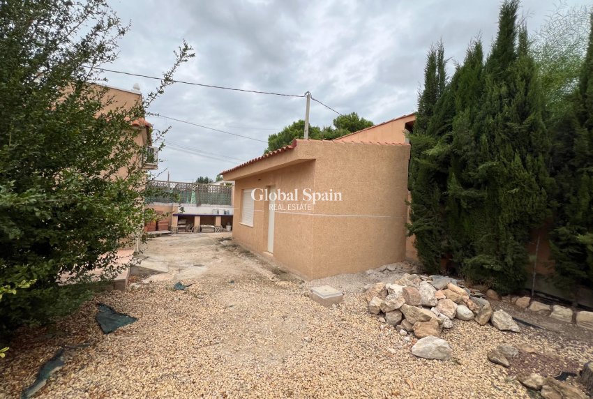 Venta - VILLA -
DOLORES - Cmno. Escorredor