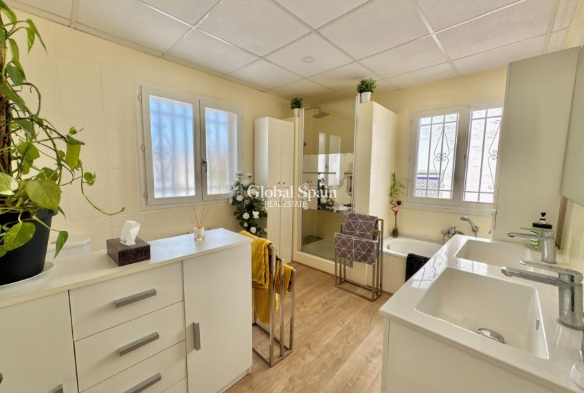 Venta - VILLA -
DOLORES - Comunidad Valenciana