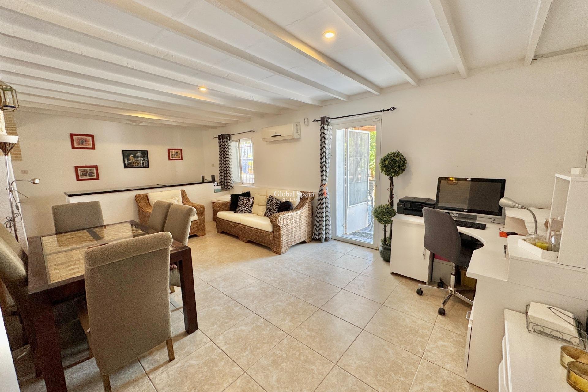 Venta - VILLA -
DOLORES - Comunidad Valenciana