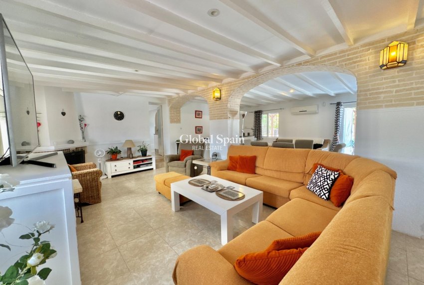 Venta - VILLA -
DOLORES - Comunidad Valenciana