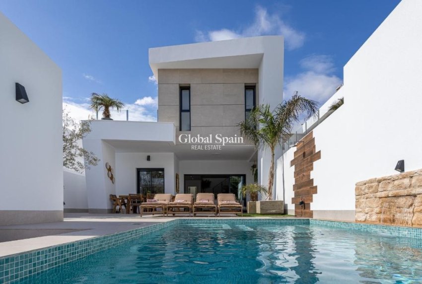 Venta - VILLA -
DOLORES - Costa Blanca