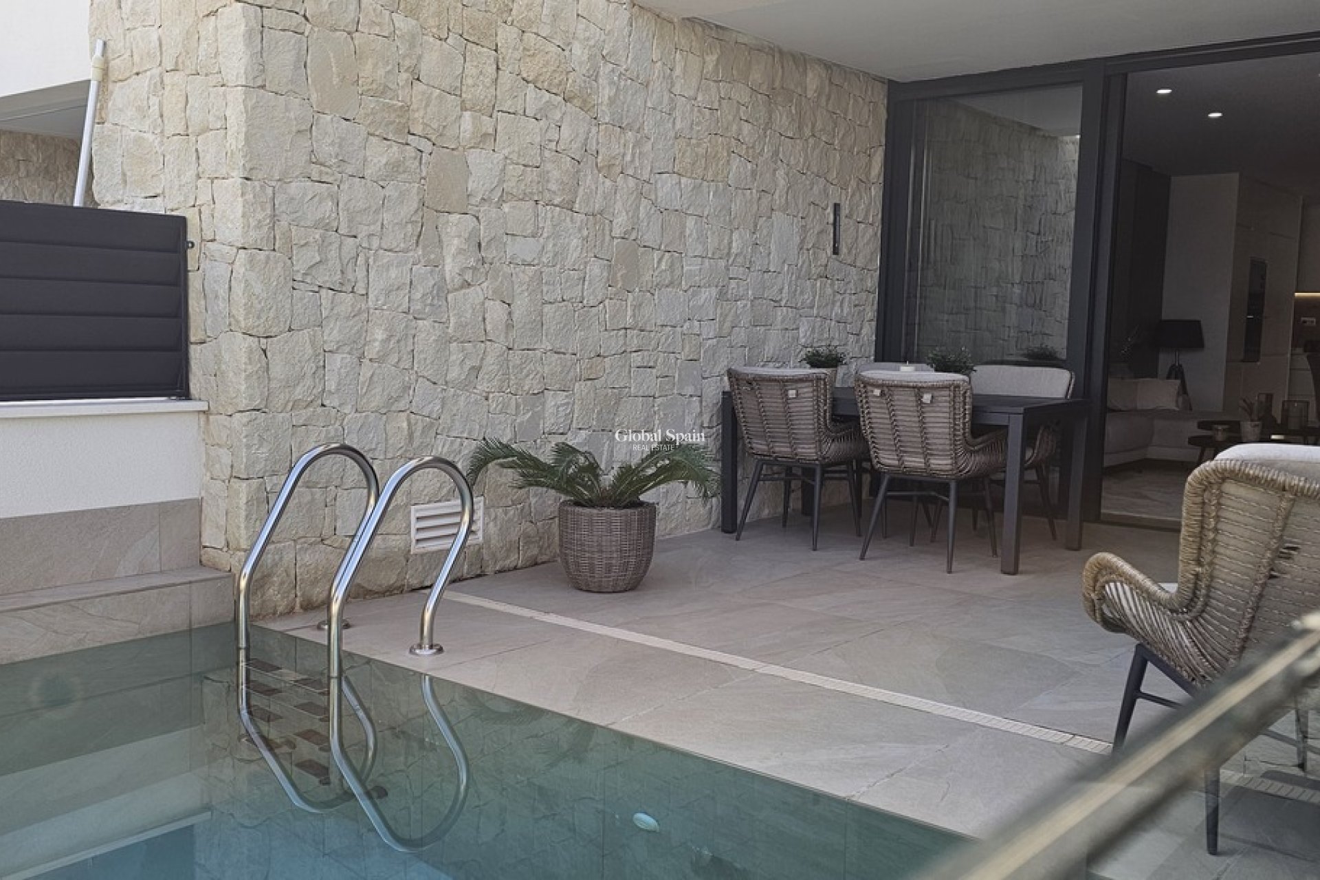 Venta - VILLA -
DOLORES - Sector 4