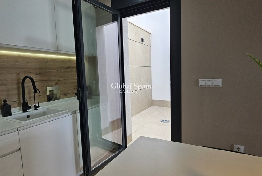 Venta - VILLA -
DOLORES - Sector 4