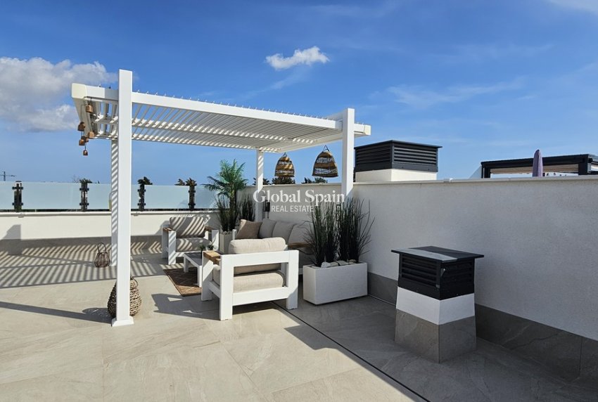 Venta - VILLA -
DOLORES - Sector 4