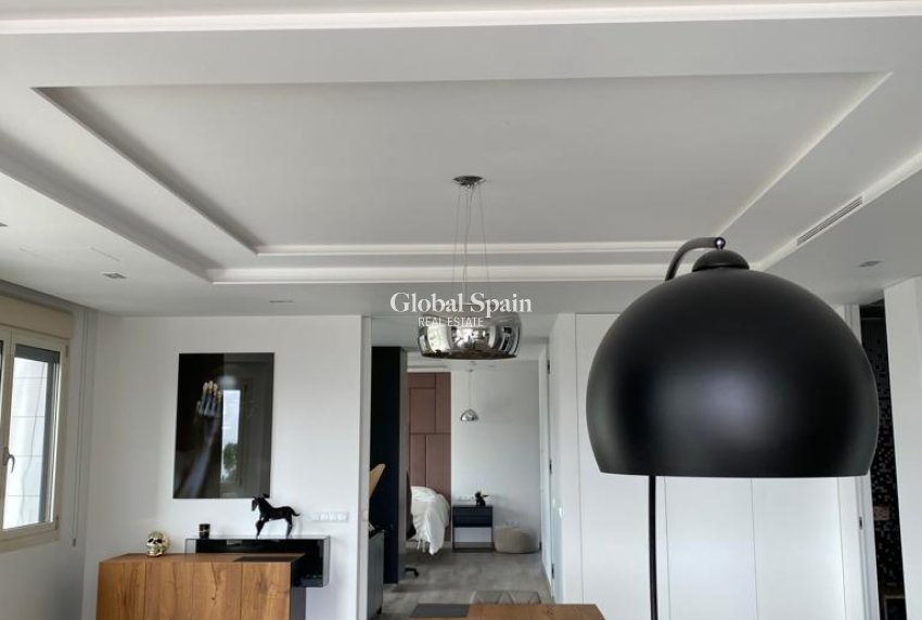 Venta - VILLA -
EL CAMPELLO - Costa Blanca