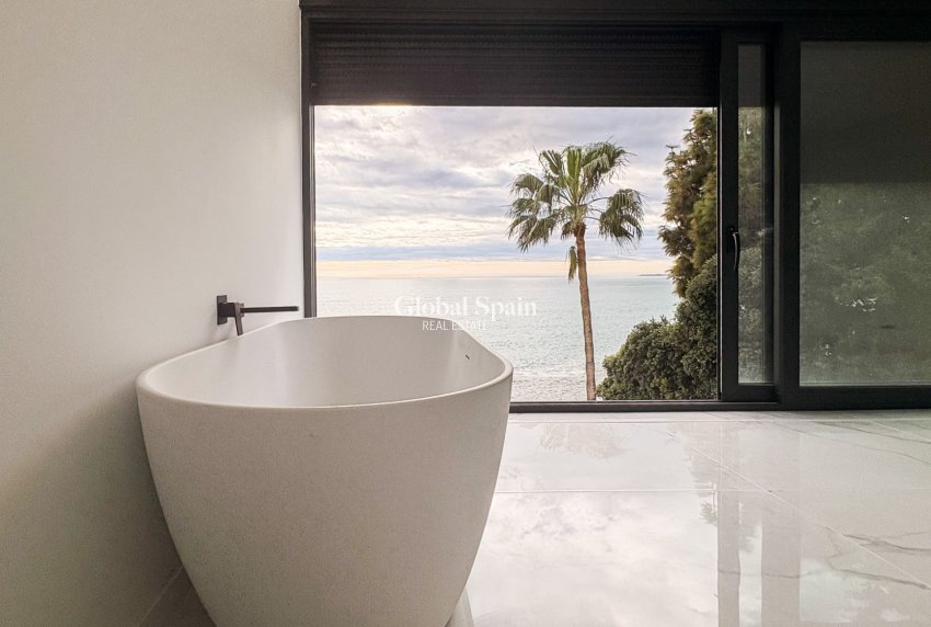 Venta - VILLA -
EL CAMPELLO - Coveta Fuma